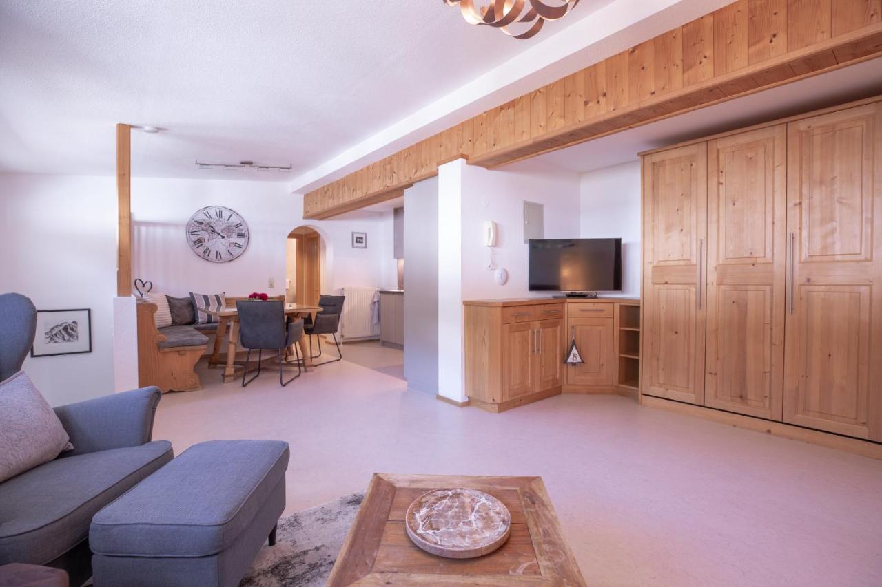 Haus Praxmarer Apartamento Sankt Anton am Arlberg Exterior foto